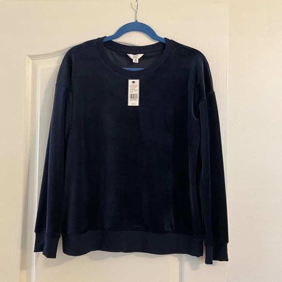 Crown and Ivy, super soft, navy long sleeve shirt, size medium NWT - Picture 1 of 4